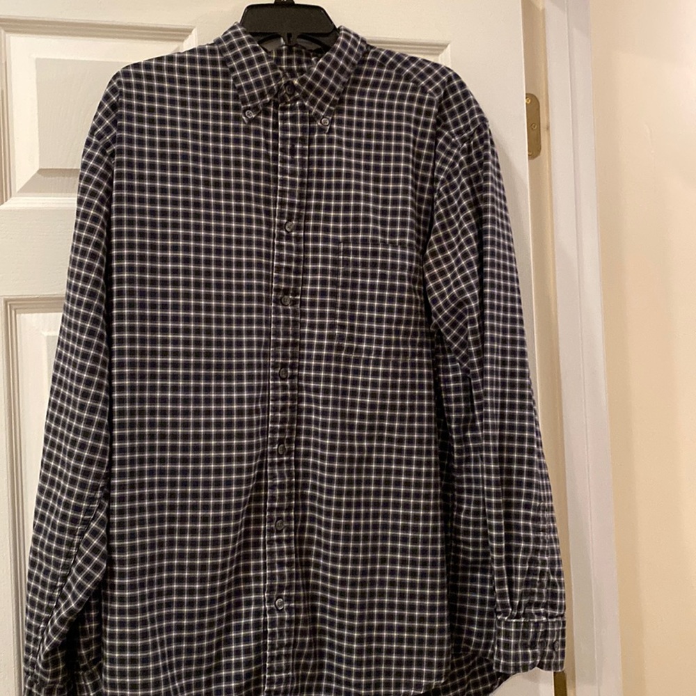 Eddie Bauer long sleeve dress shirt